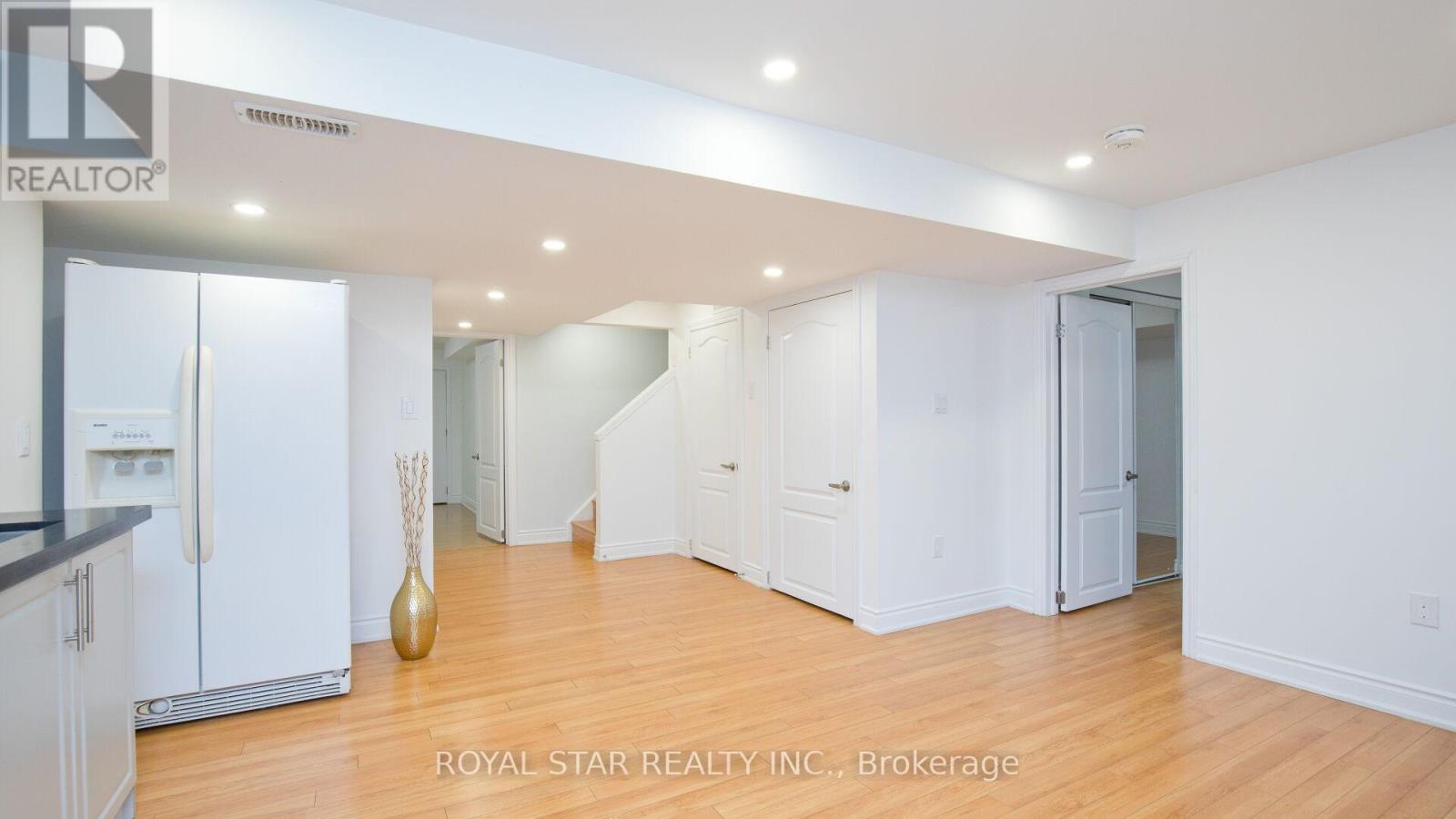 13 Waterdale Road, Brampton, Ontario  L7A 1S7 - Photo 33 - W12638102