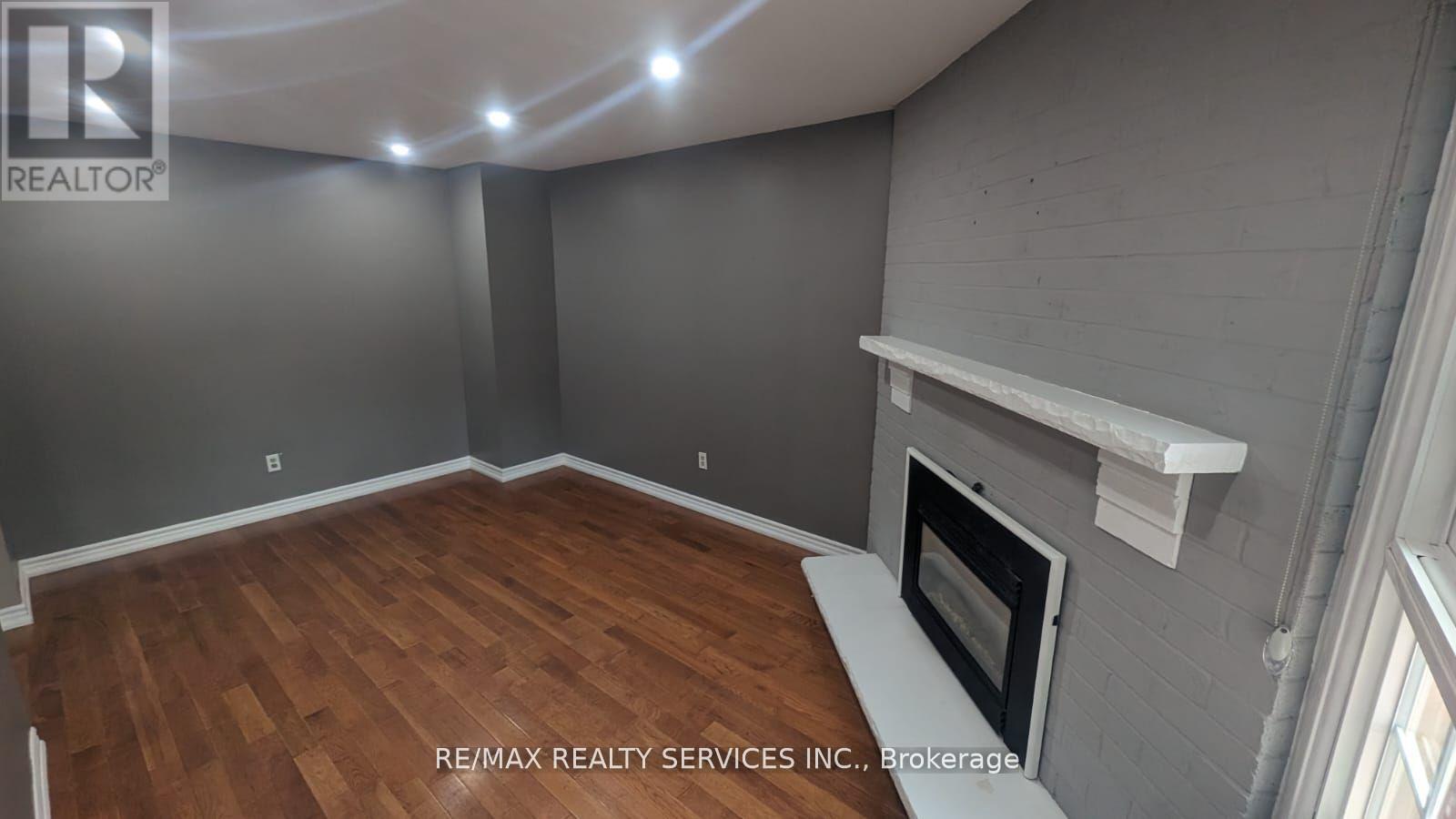 57 Atkins Circle, Brampton, Ontario  L6X 4B9 - Photo 11 - W12638110