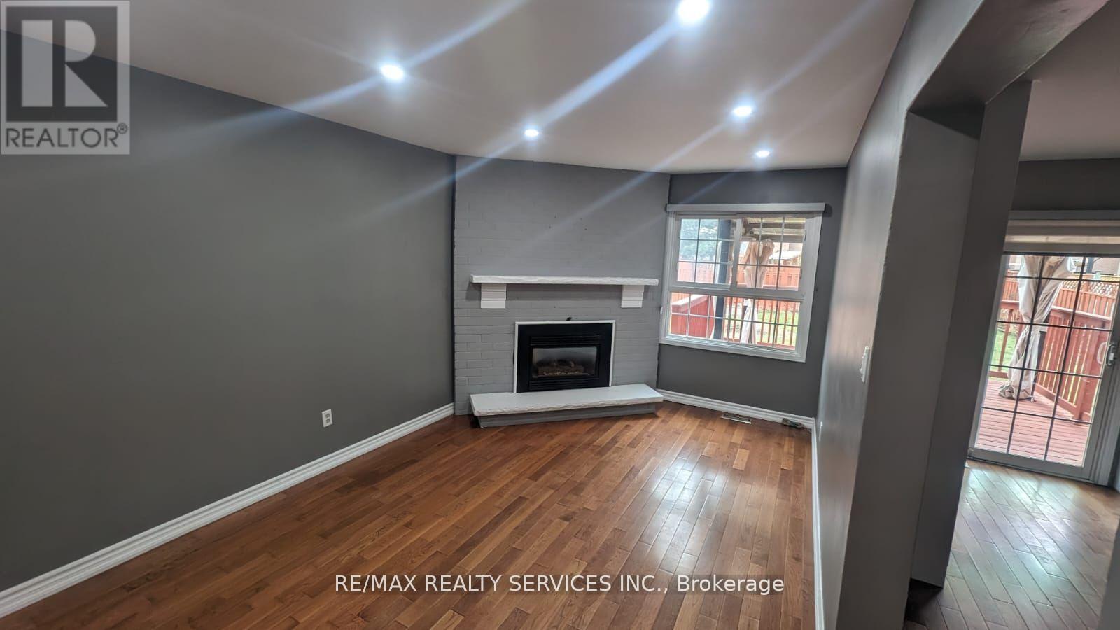 57 Atkins Circle, Brampton, Ontario  L6X 4B9 - Photo 12 - W12638110