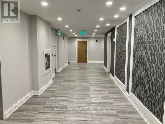 609 - 128 Grovewood Common, Oakville, Ontario  L6H 0X3 - Photo 5 - W12638120