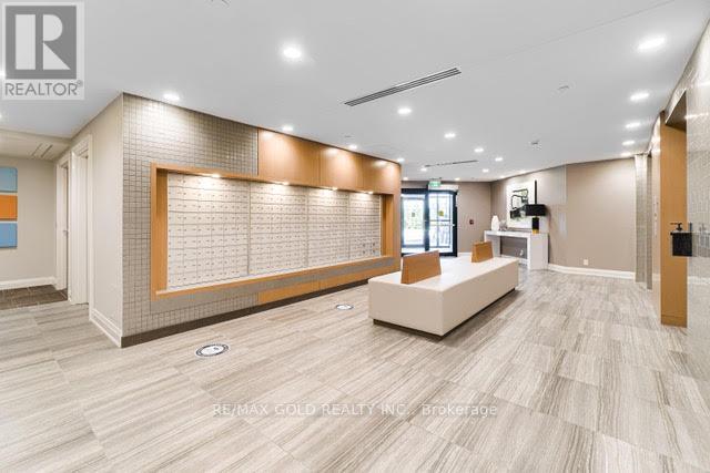 609 - 128 Grovewood Common, Oakville, Ontario  L6H 0X3 - Photo 7 - W12638120