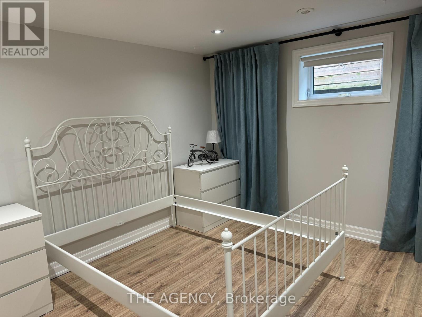 Bsmt - 1486 Rometown Drive, Mississauga, Ontario  L5E 2T7 - Photo 5 - W12638132