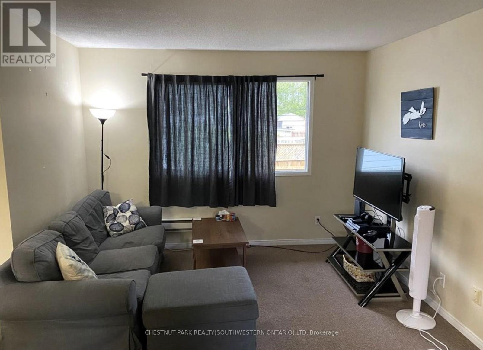 839 Stirling Avenue S, Kitchener, Ontario  N2M 3K4 - Photo 36 - X12638046