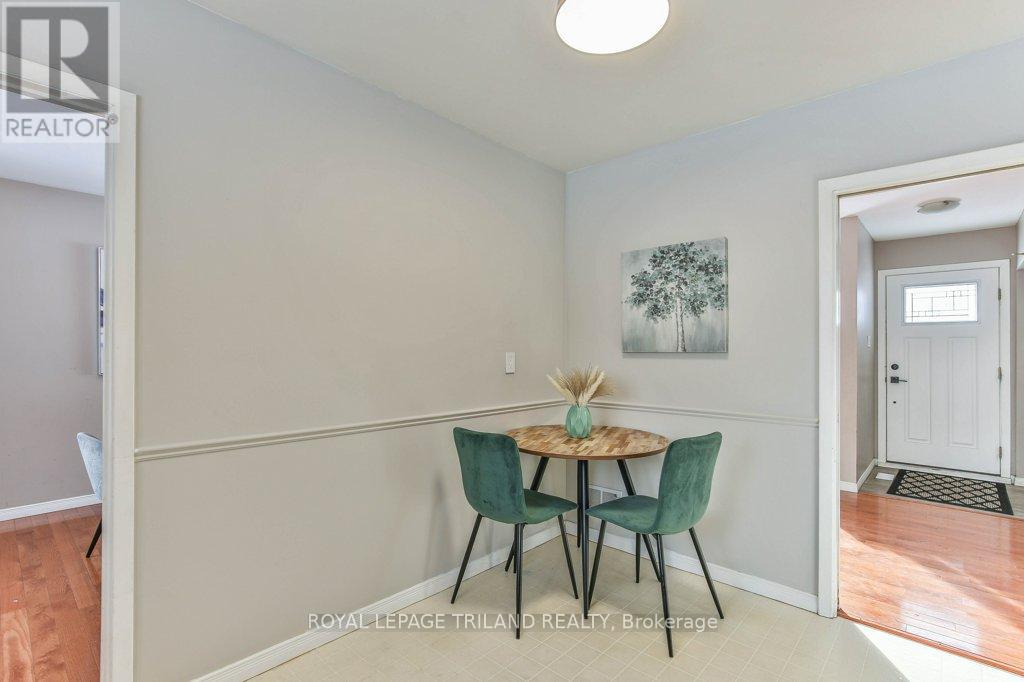 4 Maxwell Crescent, London North, Ontario  N5X 1Z1 - Photo 14 - X12638152