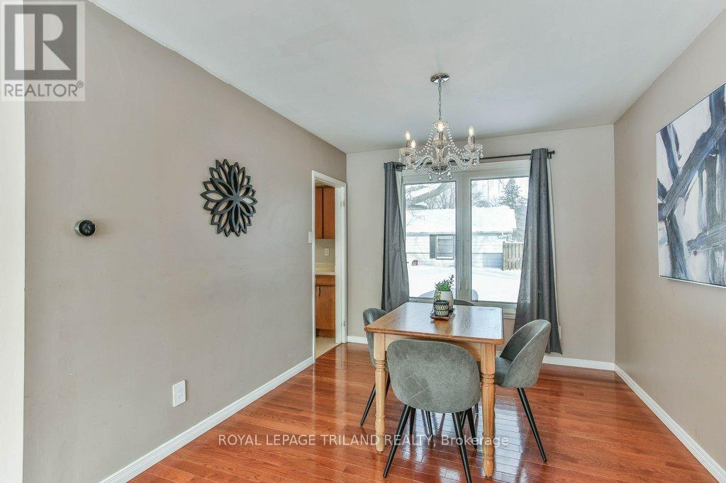 4 Maxwell Crescent, London North, Ontario  N5X 1Z1 - Photo 15 - X12638152