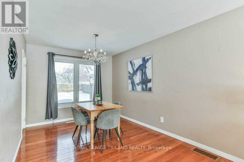 4 Maxwell Crescent, London North, Ontario  N5X 1Z1 - Photo 16 - X12638152