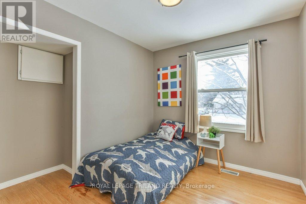 4 Maxwell Crescent, London North, Ontario  N5X 1Z1 - Photo 22 - X12638152