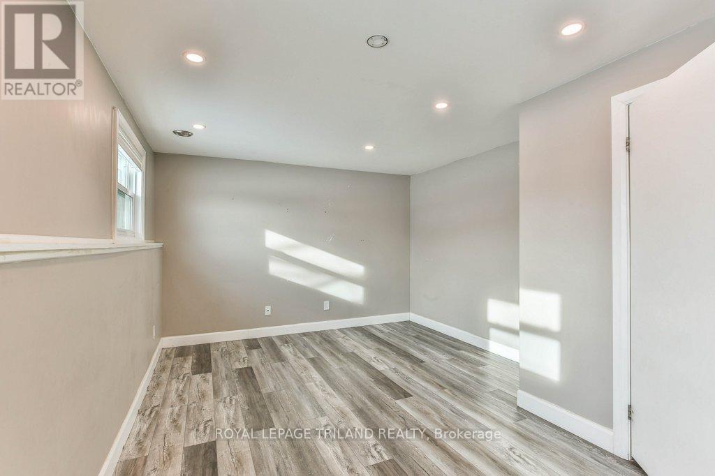 4 Maxwell Crescent, London North, Ontario  N5X 1Z1 - Photo 26 - X12638152