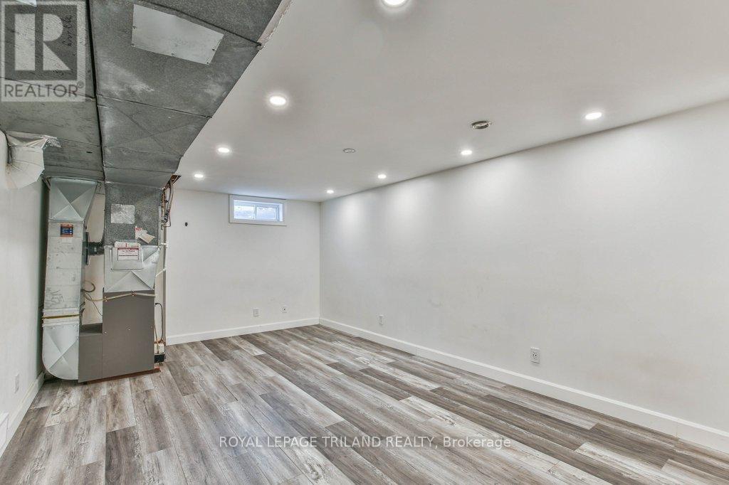 4 Maxwell Crescent, London North, Ontario  N5X 1Z1 - Photo 32 - X12638152