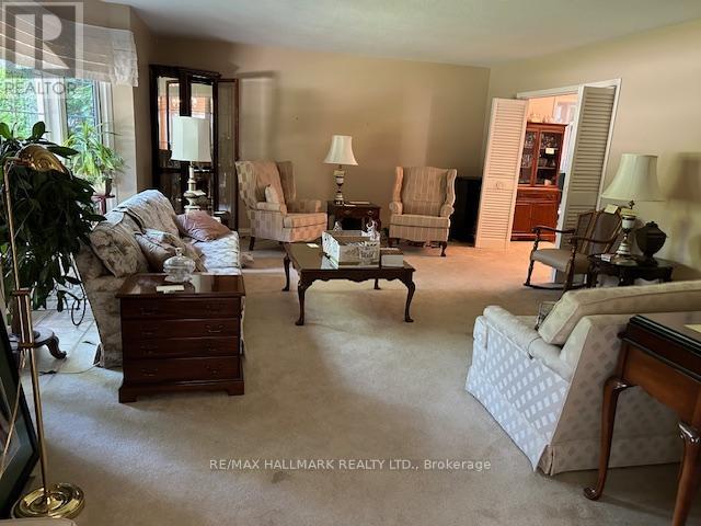 54 Ashton Crescent, Waterloo, Ontario  N2L 1P9 - Photo 7 - X12638126