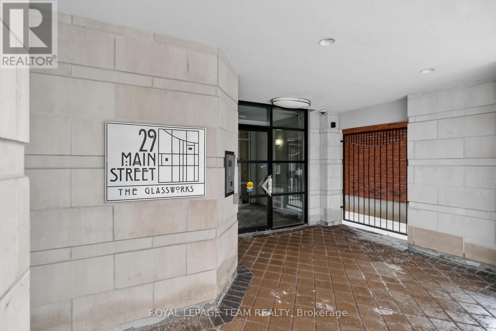 306 - 29 Main Street, Ottawa, Ontario K1S 1B1 - Photo 2 - X12638142