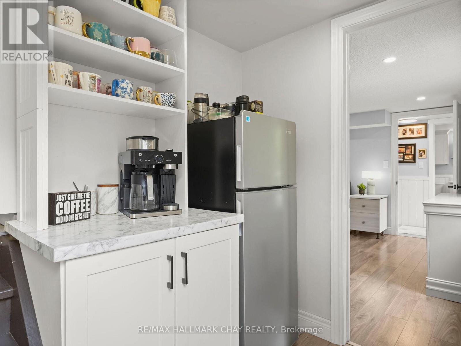 636 Victoria Street E, New Tecumseth, Ontario  L9R 1K1 - Photo 17 - N12443957