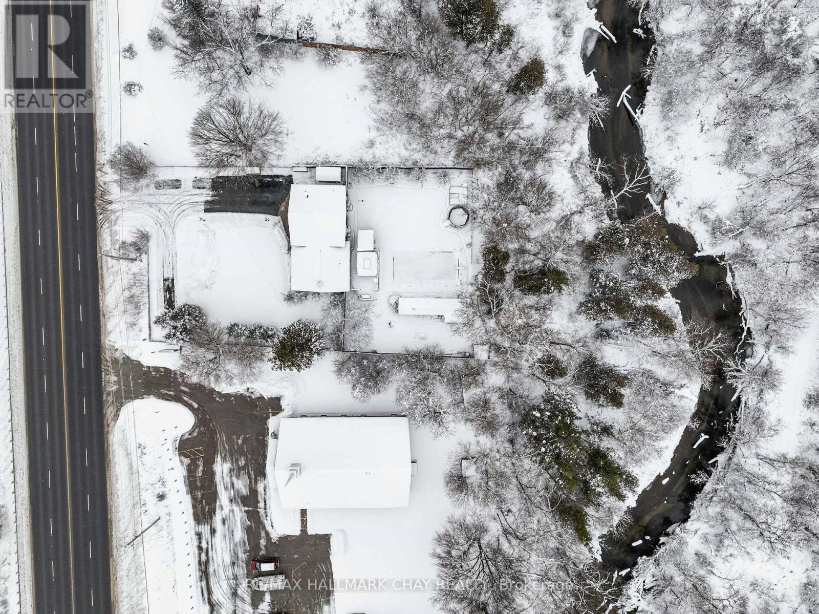 636 Victoria Street E, New Tecumseth, Ontario  L9R 1K1 - Photo 2 - N12443957