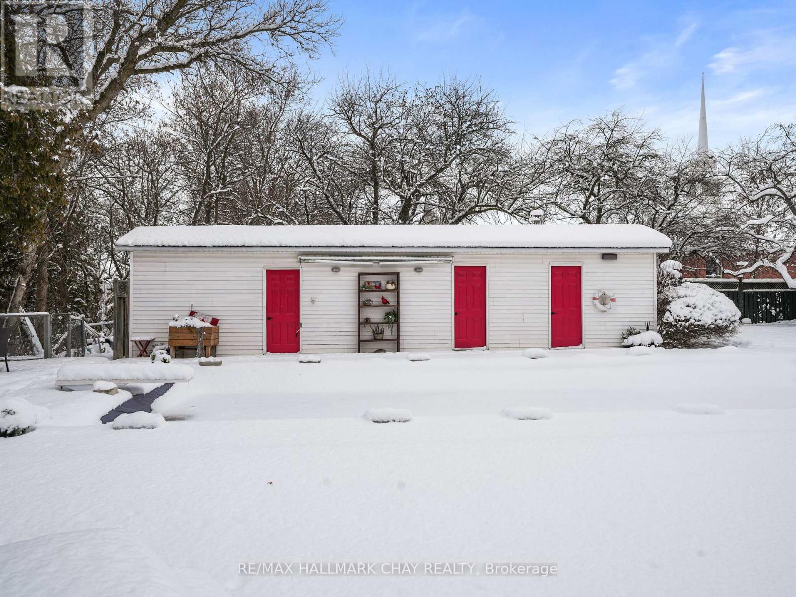 636 Victoria Street E, New Tecumseth, Ontario  L9R 1K1 - Photo 36 - N12443957