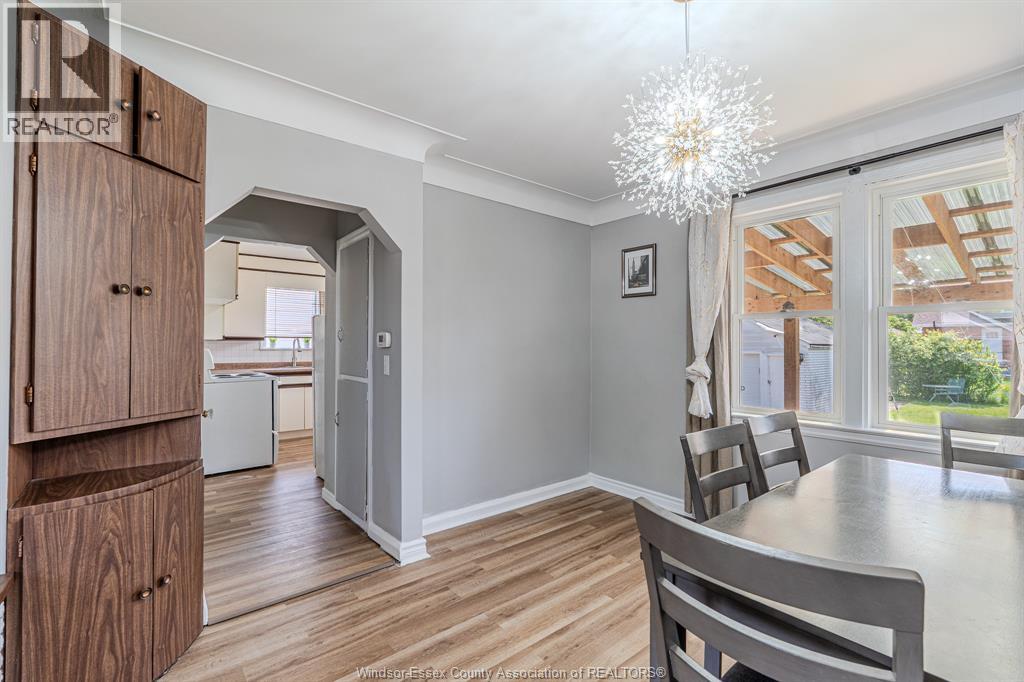 2367 Meighen, Windsor, Ontario N8W 4B8 - Photo 11 - 25031765
