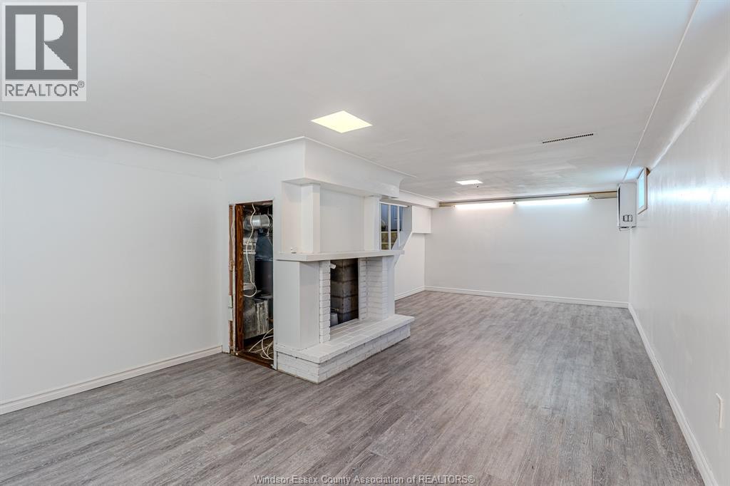 2367 Meighen, Windsor, Ontario N8W 4B8 - Photo 21 - 25031765