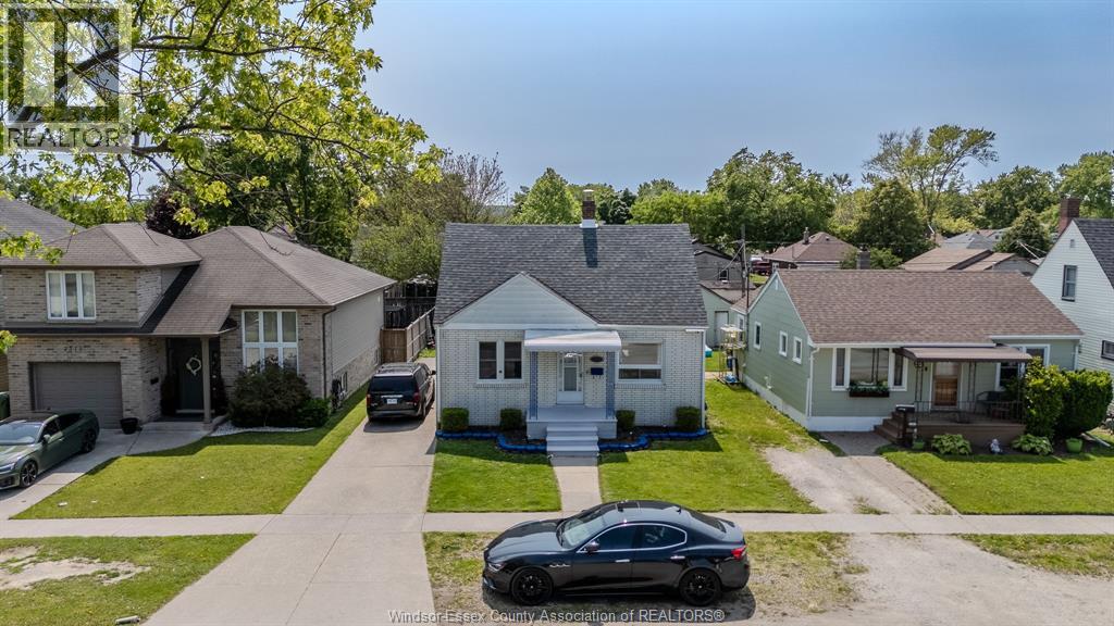 2367 Meighen, Windsor, Ontario N8W 4B8 - Photo 27 - 25031765