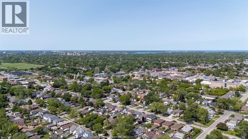 2367 Meighen, Windsor, Ontario N8W 4B8 - Photo 31 - 25031765