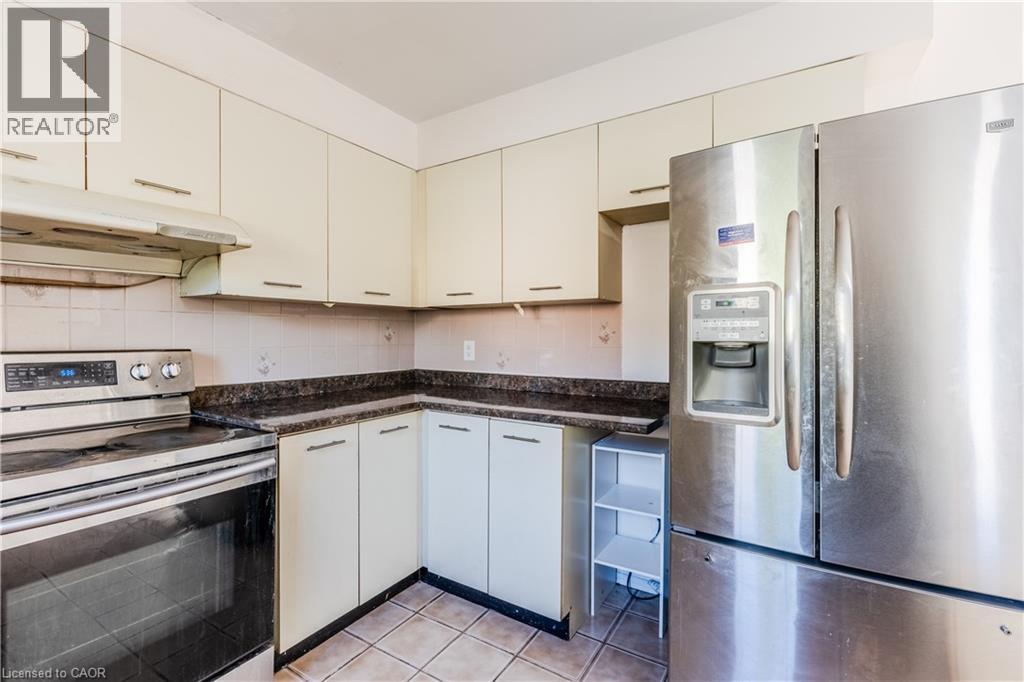 8 Dingwall Court, Brampton, Ontario  L6Z 2V3 - Photo 12 - 40794271