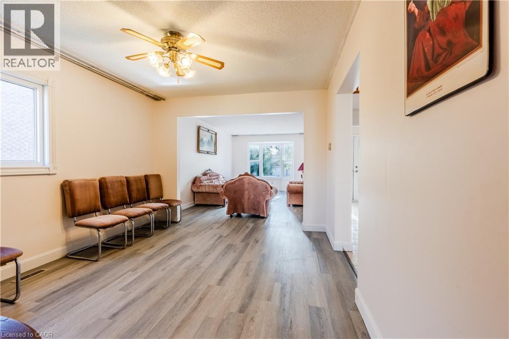 8 Dingwall Court, Brampton, Ontario  L6Z 2V3 - Photo 7 - 40794271