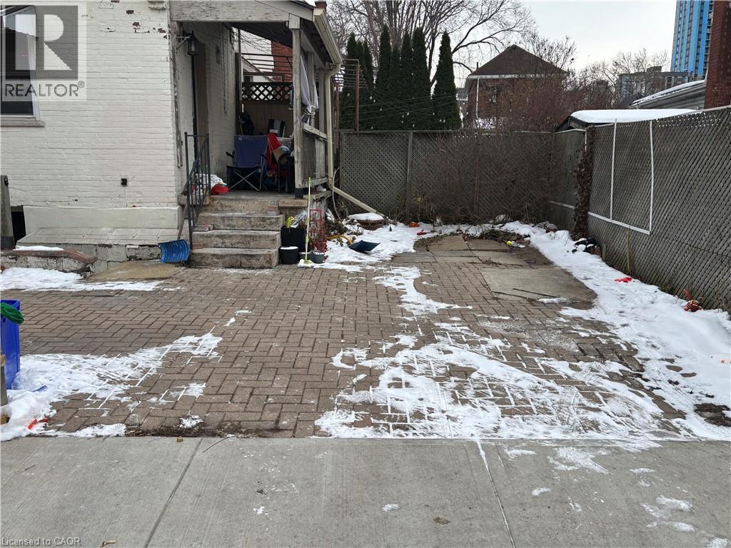 225 Napier Street Unit# 1, Hamilton, Ontario  L8R 1S9 - Photo 13 - 40794270