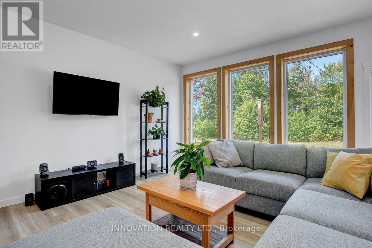 1522 Pittston Road, Edwardsburgh/cardinal, Ontario  K0E 1X0 - Photo 10 - X12416458