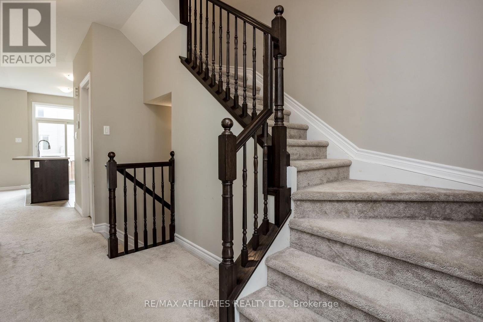 196 Bandelier Way, Ottawa, Ontario  K2S 0C2 - Photo 15 - X12636364