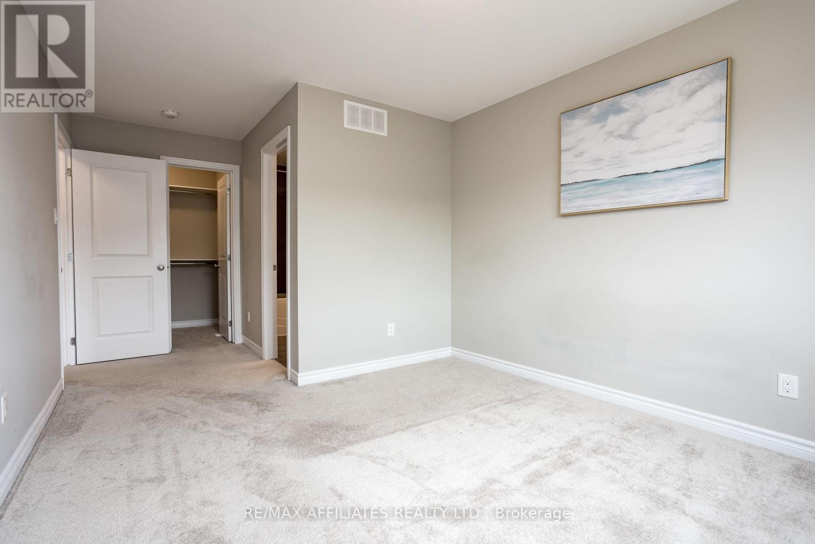 196 Bandelier Way, Ottawa, Ontario  K2S 0C2 - Photo 17 - X12636364