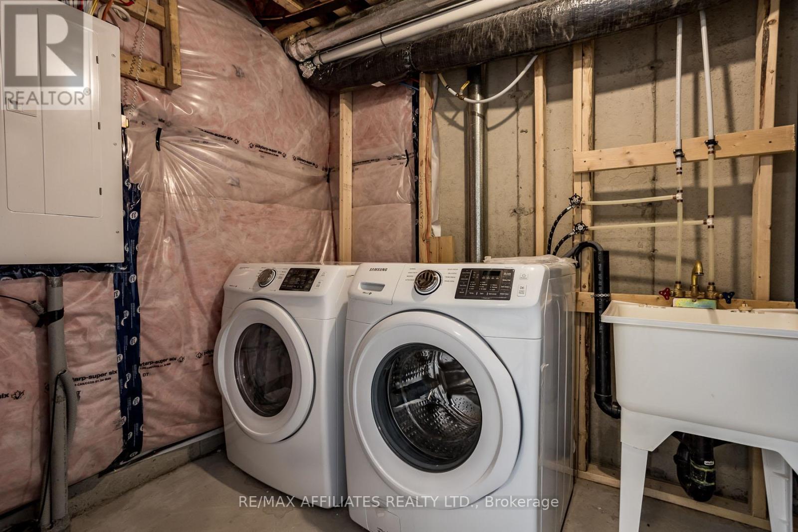 196 Bandelier Way, Ottawa, Ontario  K2S 0C2 - Photo 27 - X12636364