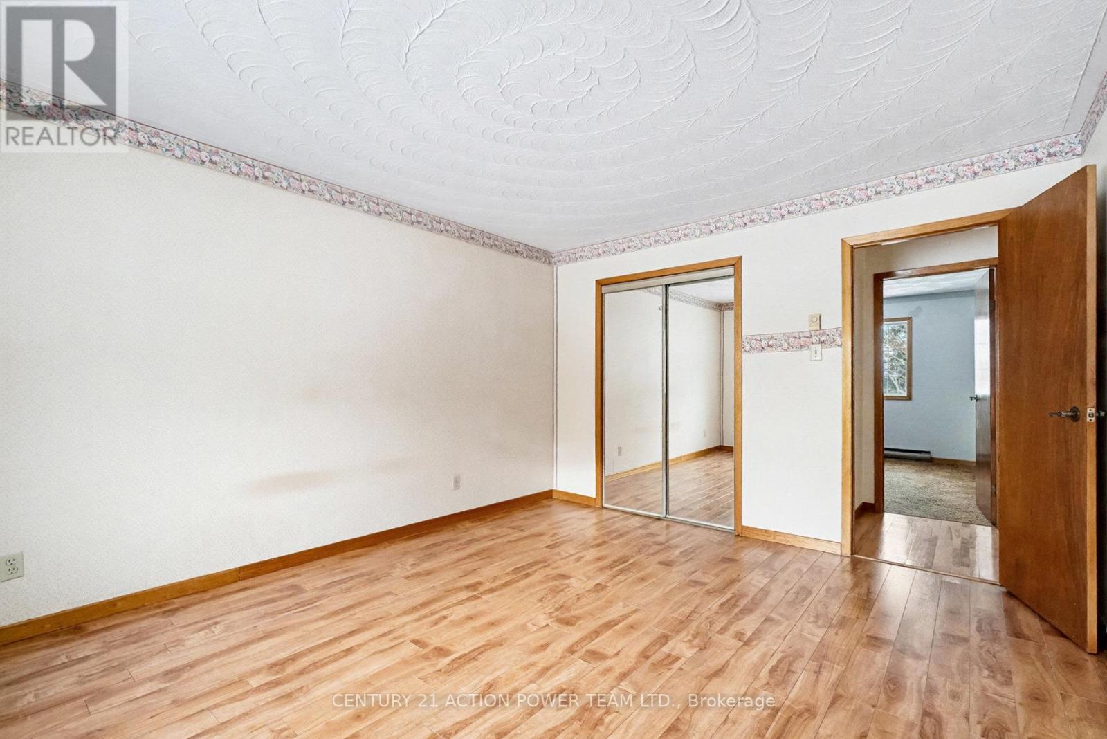 2968 Principale Street E, Alfred And Plantagenet, Ontario  K0A 3K0 - Photo 15 - X12637906