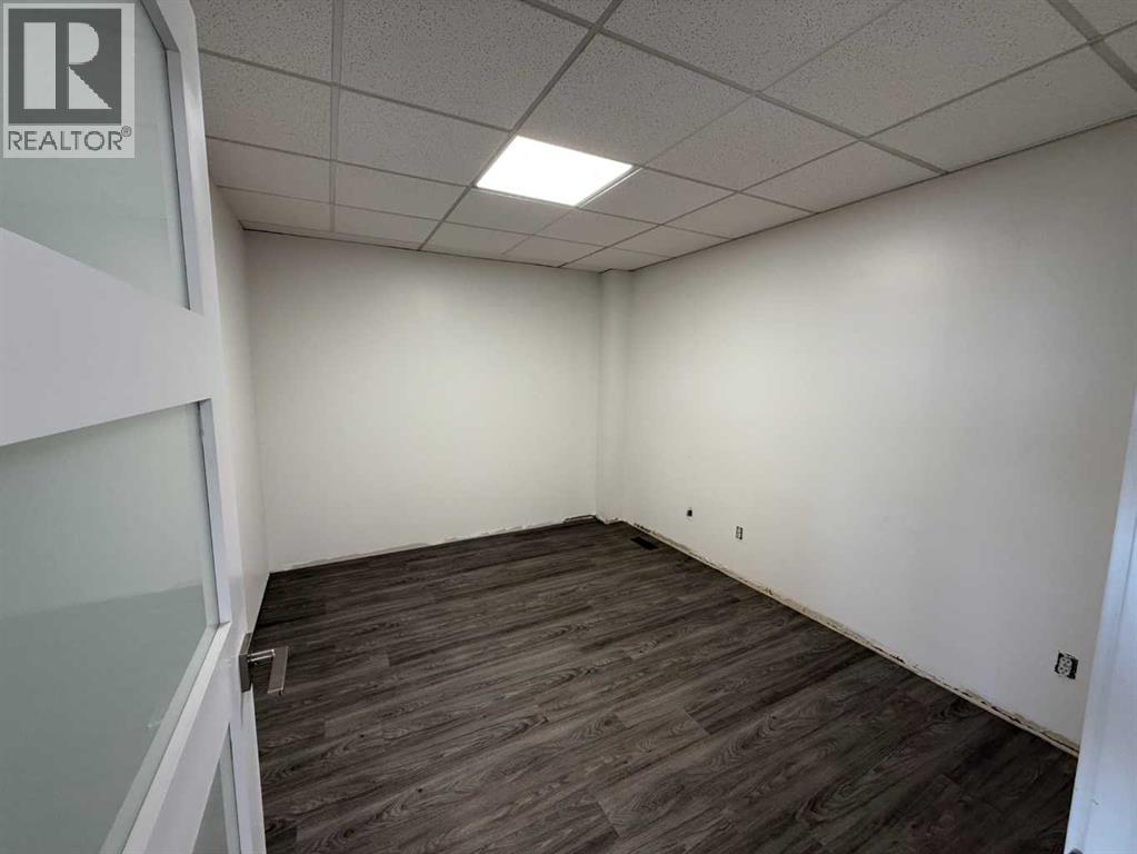 9036 108 Street, Grande Prairie, Alberta  T8V 4C8 - Photo 28 - A2246029