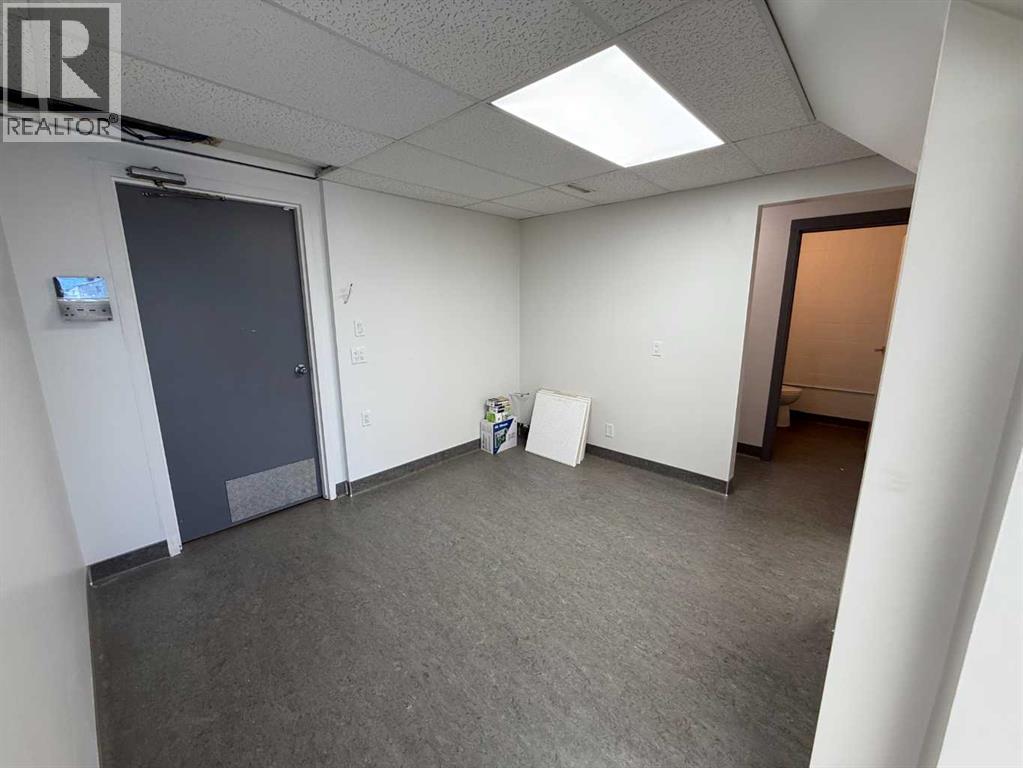 9036 108 Street, Grande Prairie, Alberta  T8V 4C8 - Photo 17 - A2246029