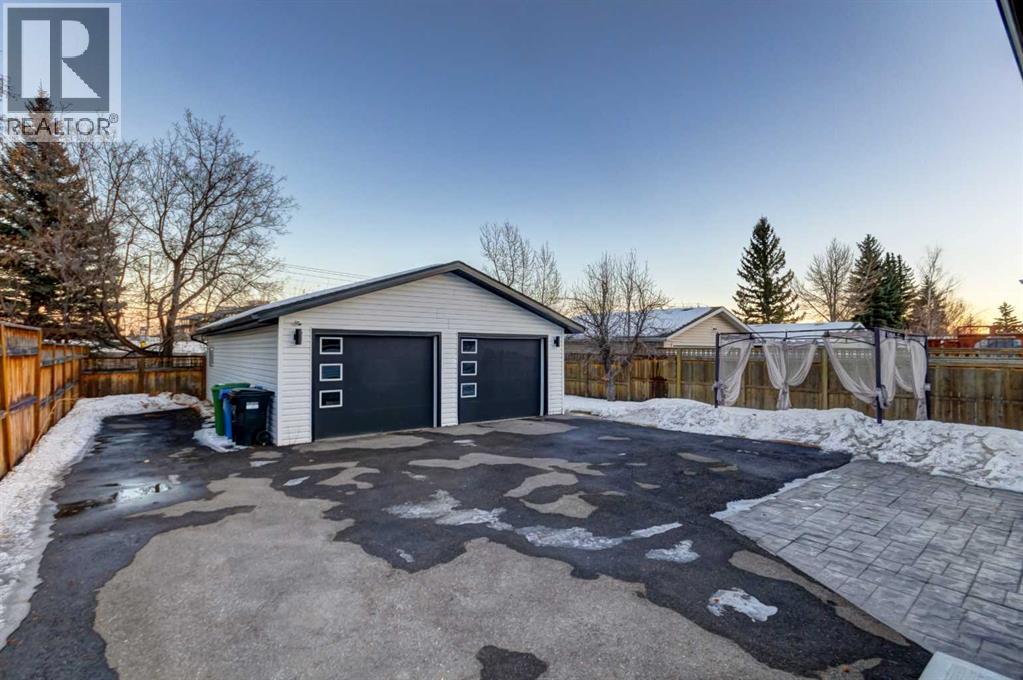 392 Cantrell Drive Sw, Calgary, Alberta  T2W 2E4 - Photo 42 - A2251732