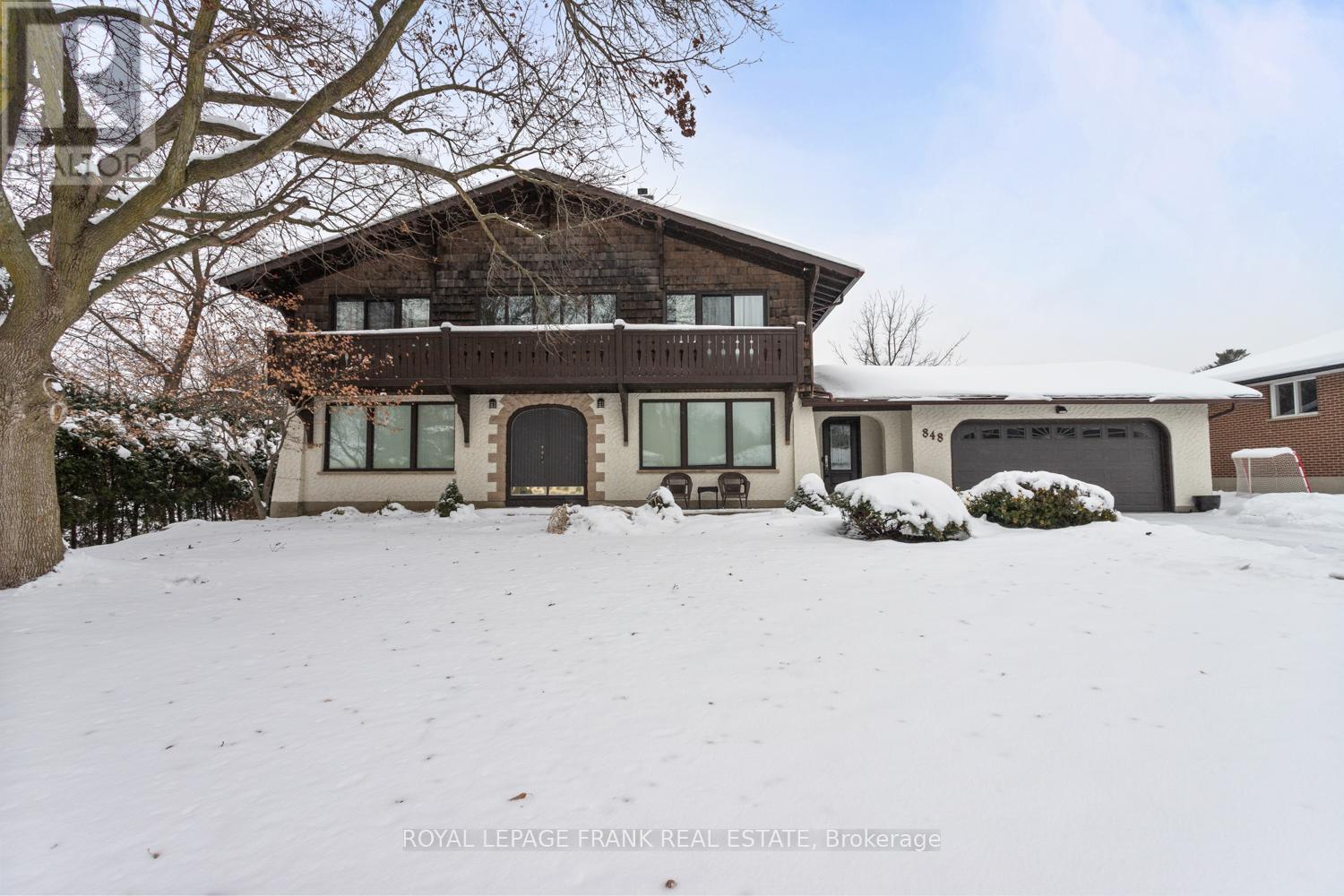 848 SWISS HEIGHTS, Oshawa, Ontario
