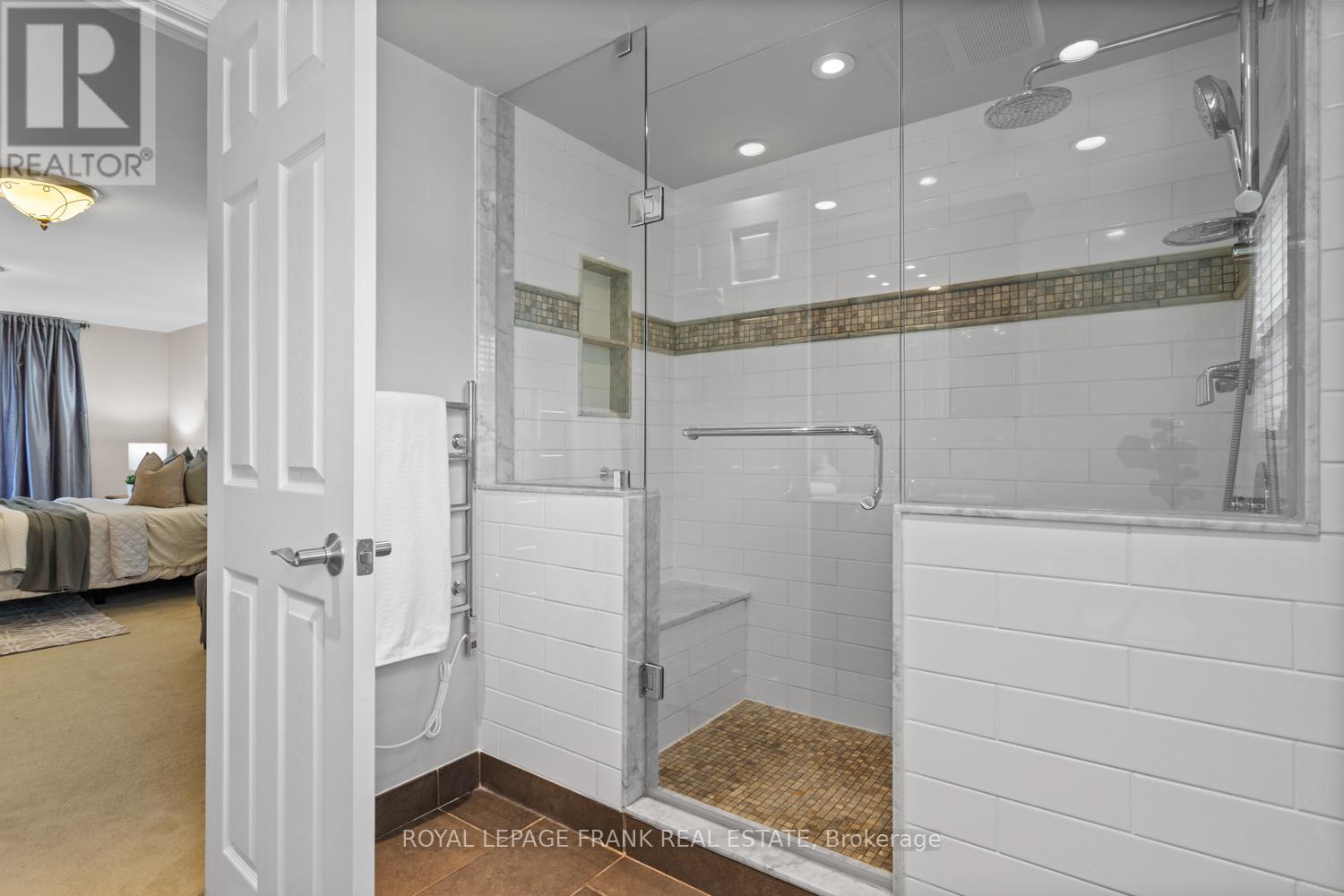 848 Swiss Heights, Oshawa, Ontario  L1K 2A9 - Photo 28 - E12487436