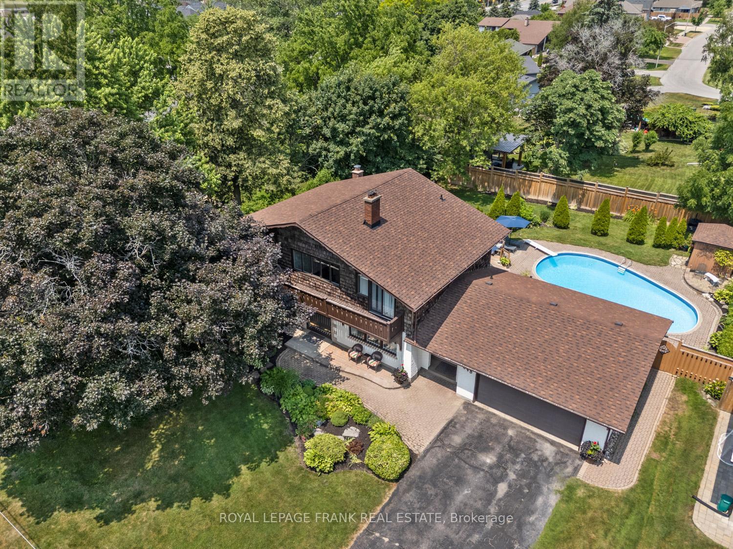 848 Swiss Heights, Oshawa, Ontario  L1K 2A9 - Photo 6 - E12487436