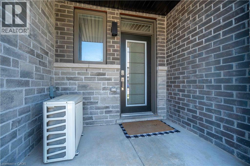 4882 Connor Drive, Beamsville, Ontario  L0R 1B7 - Photo 3 - 40794266