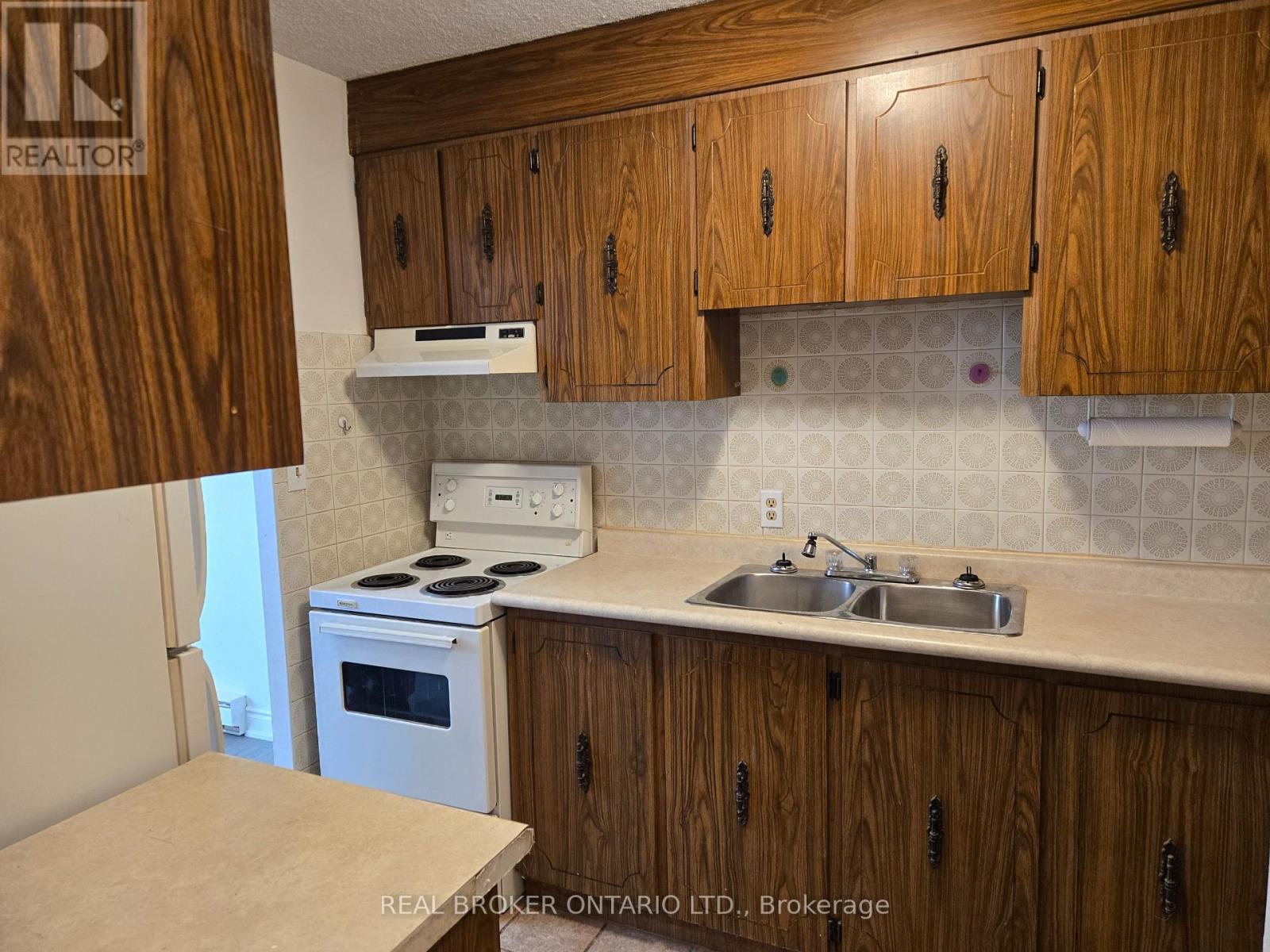 402 - 97 NONQUON ROAD, Oshawa, Ontario