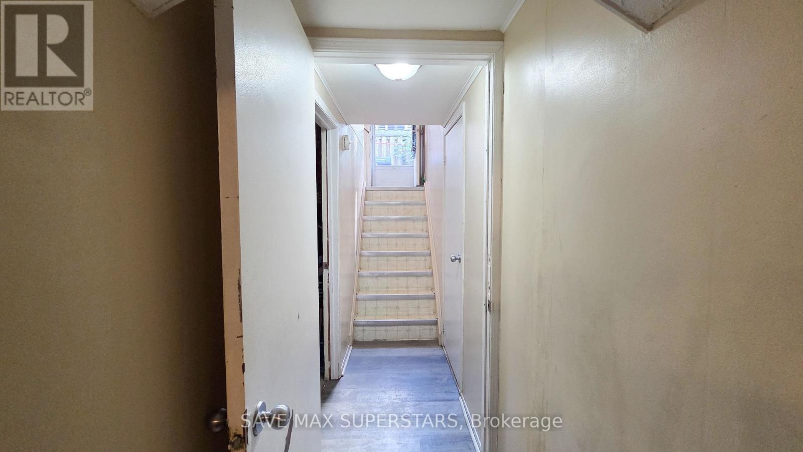 Duplex - 35 Bernick Drive, Barrie (Grove East), Ontario  L4M 5C1 - Photo 14 - S12638160