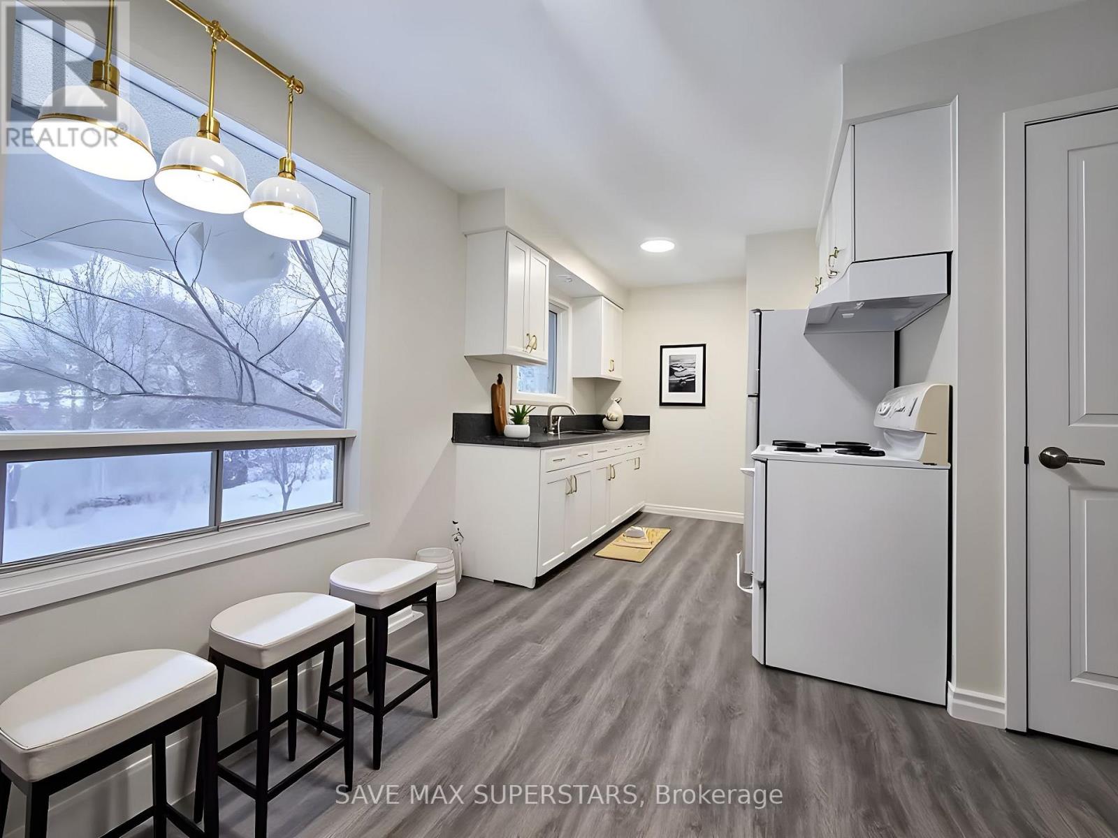 Duplex - 35 Bernick Drive, Barrie (Grove East), Ontario  L4M 5C1 - Photo 6 - S12638160