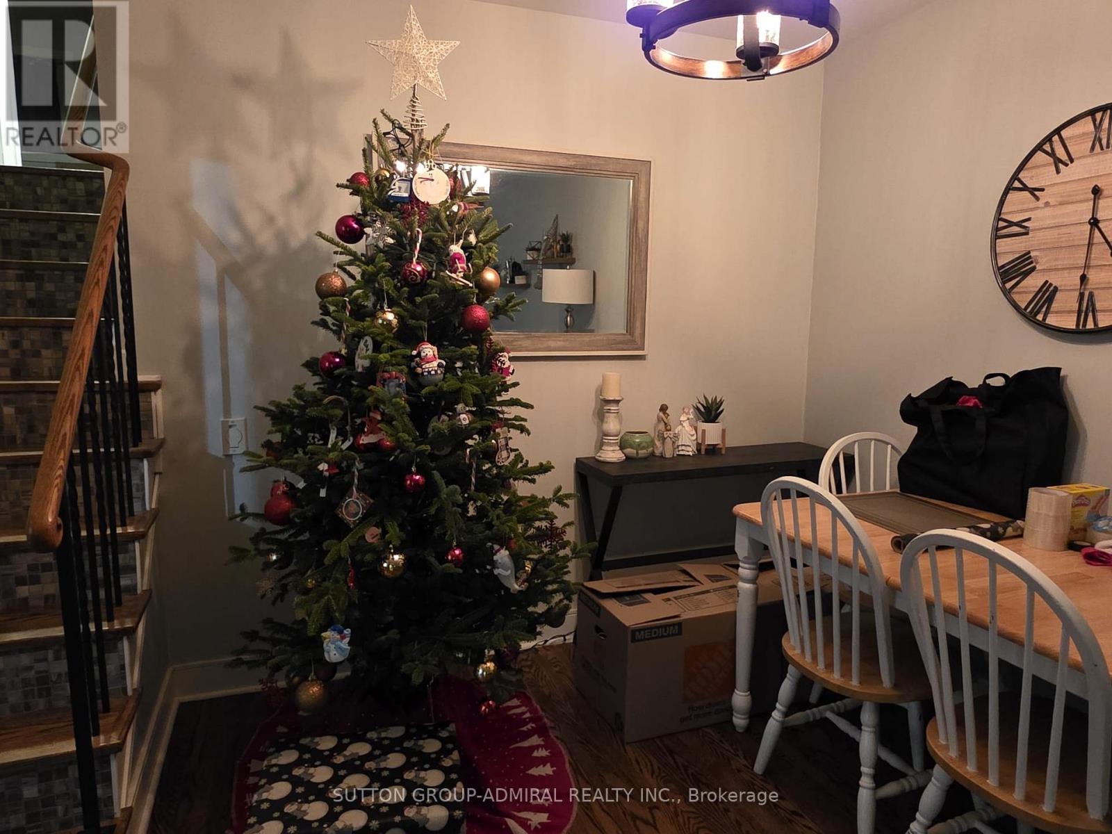 Upper - 31 Jeffrey Street, Barrie (Grove East), Ontario L4M 5H5 - Photo 16 - S12638192