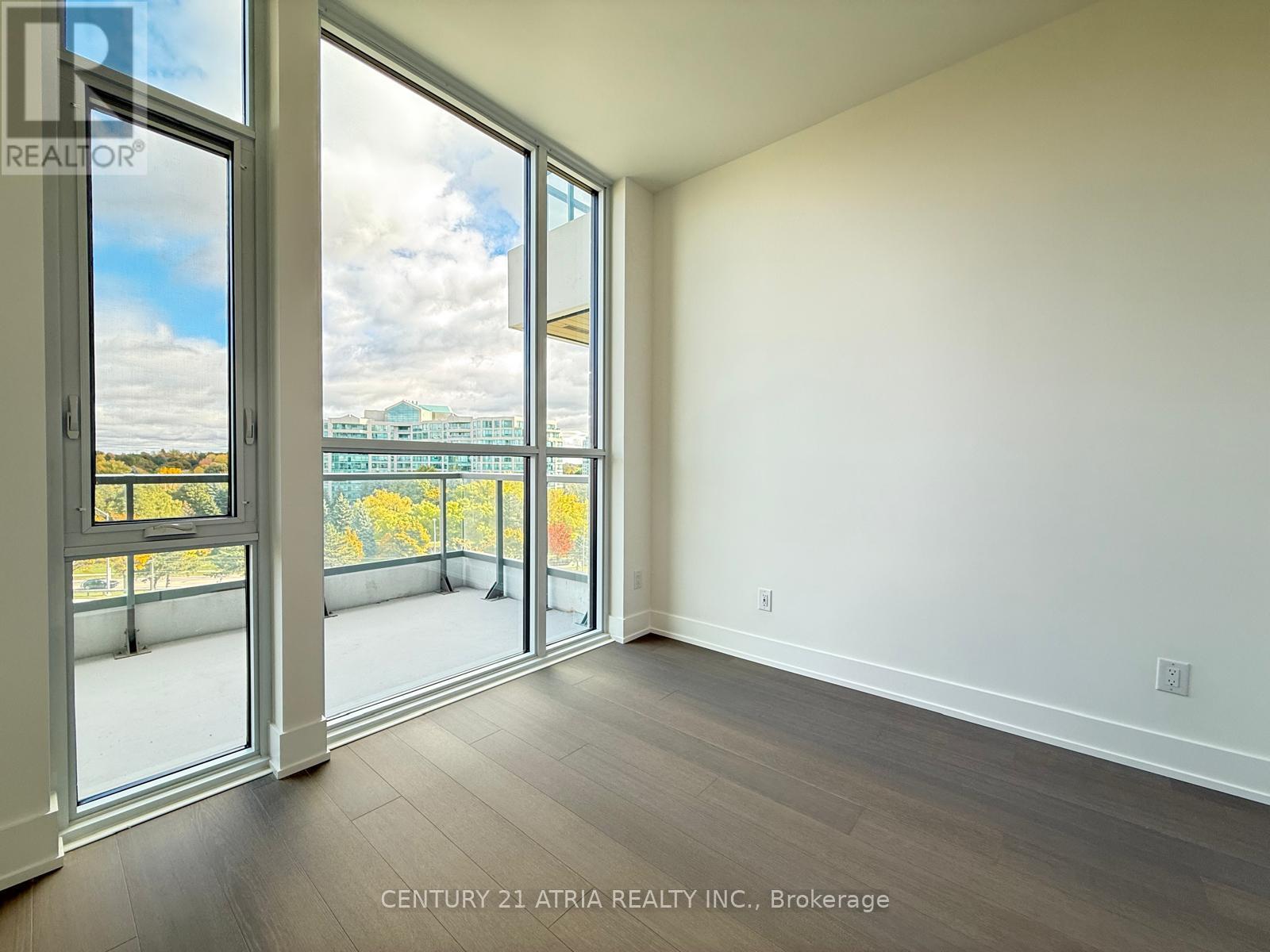 715 - 399 Royal Orchard Boulevard, Markham, Ontario  L3T 0H4 - Photo 12 - N12483781