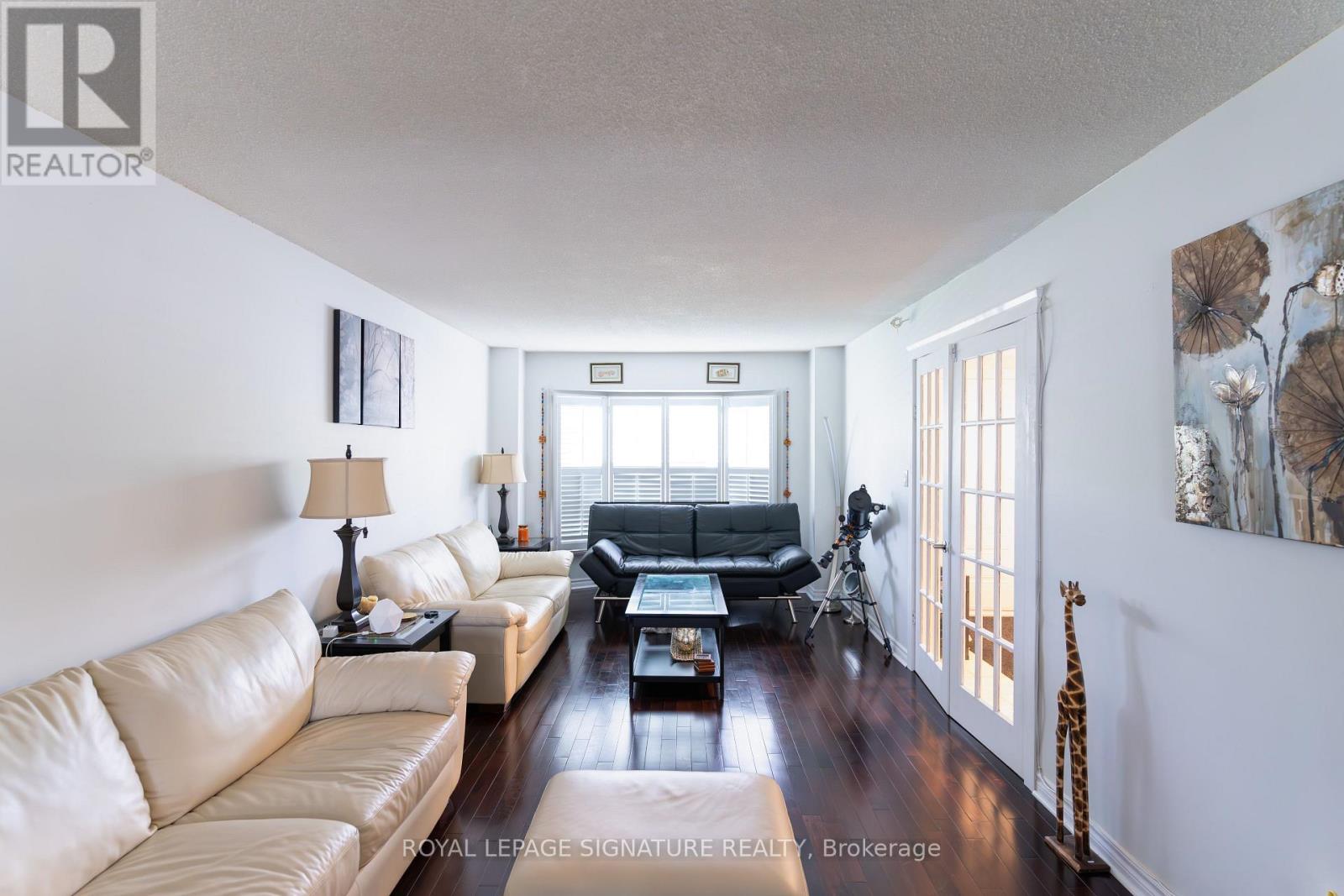 6326 Millers Grove, Mississauga, Ontario  L5N 3H7 - Photo 5 - W12638144