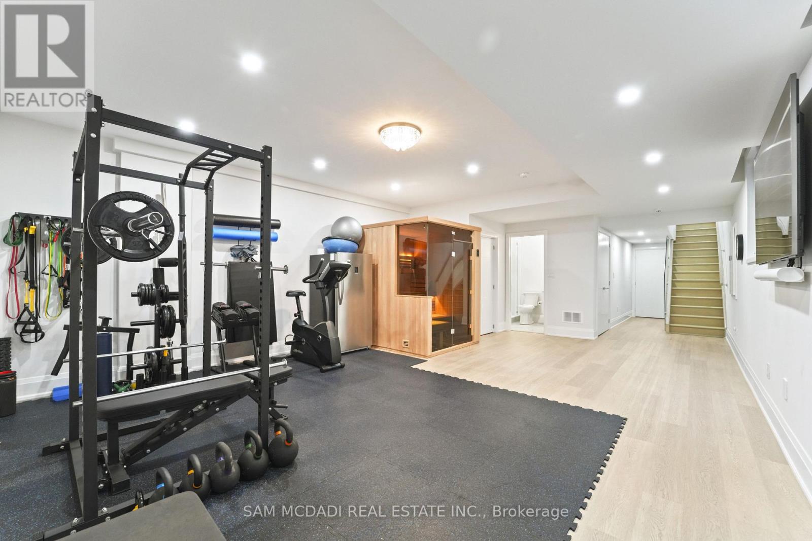 11b Maple Avenue N, Mississauga, Ontario  L5H 2R9 - Photo 37 - W12638180