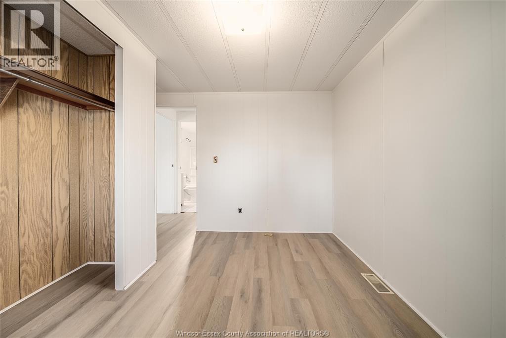 150 Michael, Lakeshore, Ontario N8N 2V7 - Photo 32 - 25031622