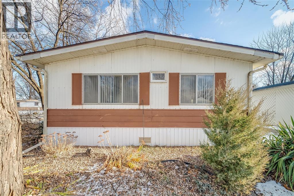 150 Michael, Lakeshore, Ontario N8N 2V7 - Photo 6 - 25031622