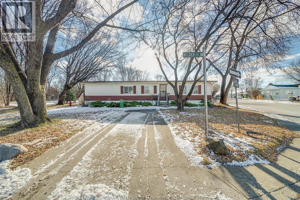 150 Michael, Lakeshore, Ontario N8N 2V7 - Photo 7 - 25031622