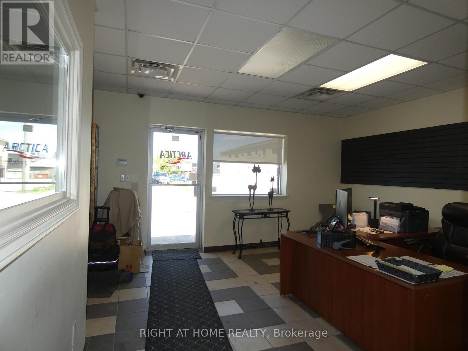 1319 HAMMOND STREET, North Bay, Ontario