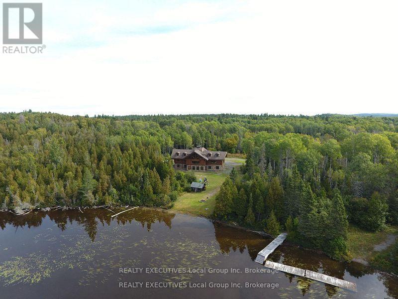 240/250 Kanichee Mine Road, Temagami, Ontario  P0H 2H0 - Photo 2 - X12638224