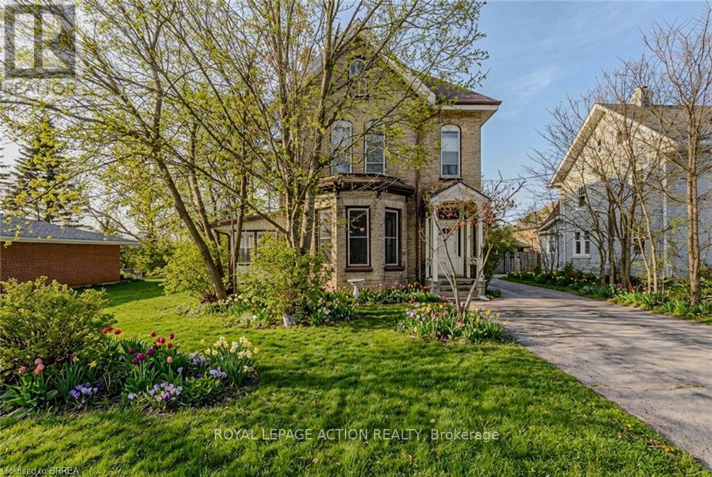 17 Hawarden Avenue, Brantford, Ontario  N3T 4H2 - Photo 2 - X12638162